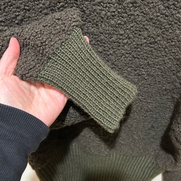 Peruvian Connection 100% Wool Sweater - L - Picture 3 of 4